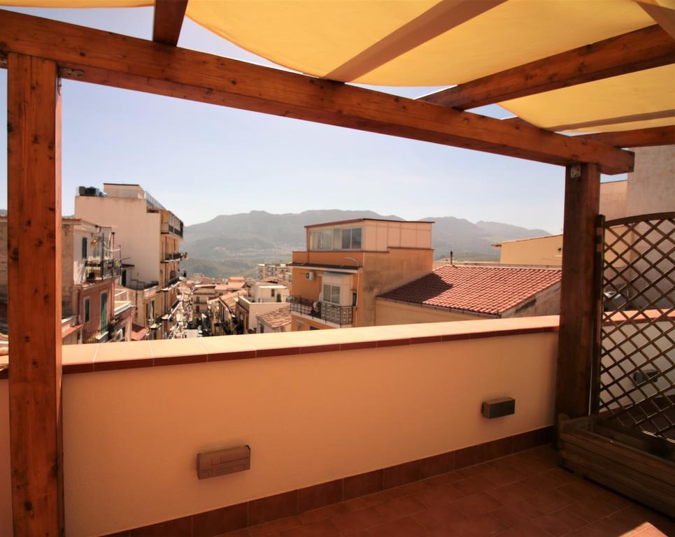 La Rosatea Bed and Breakfast Monreale Buitenkant foto